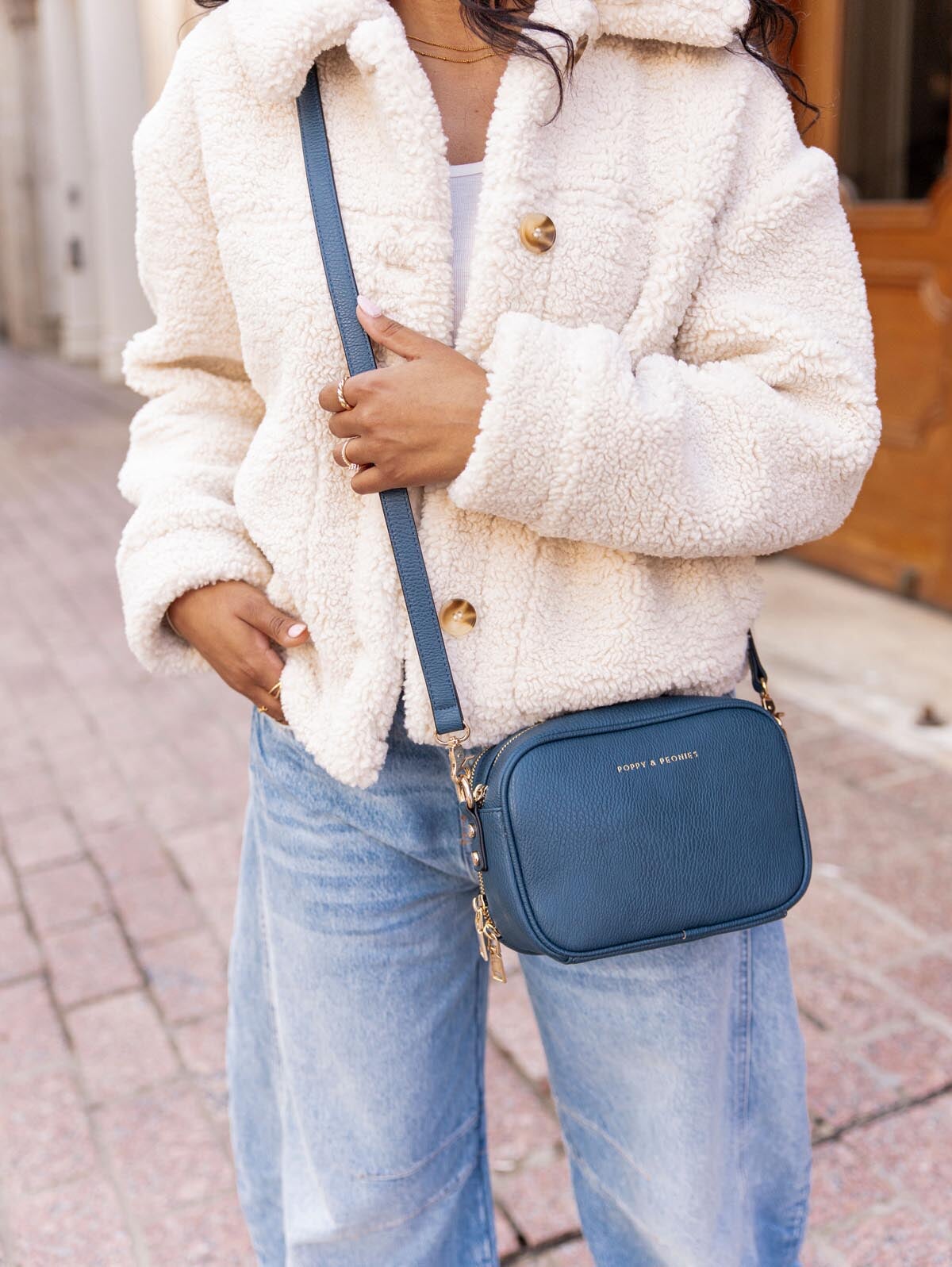 24/7 Crossbody Navy