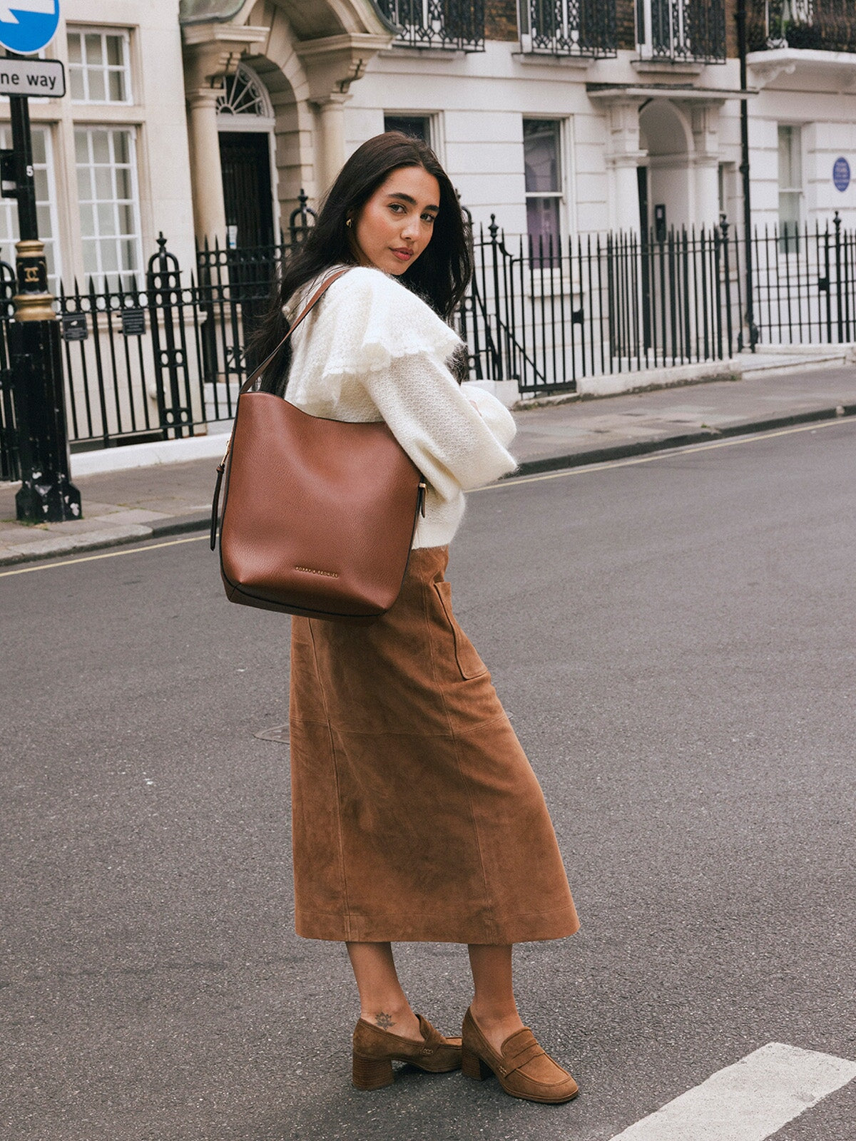 The Bucket Bag Chestnut