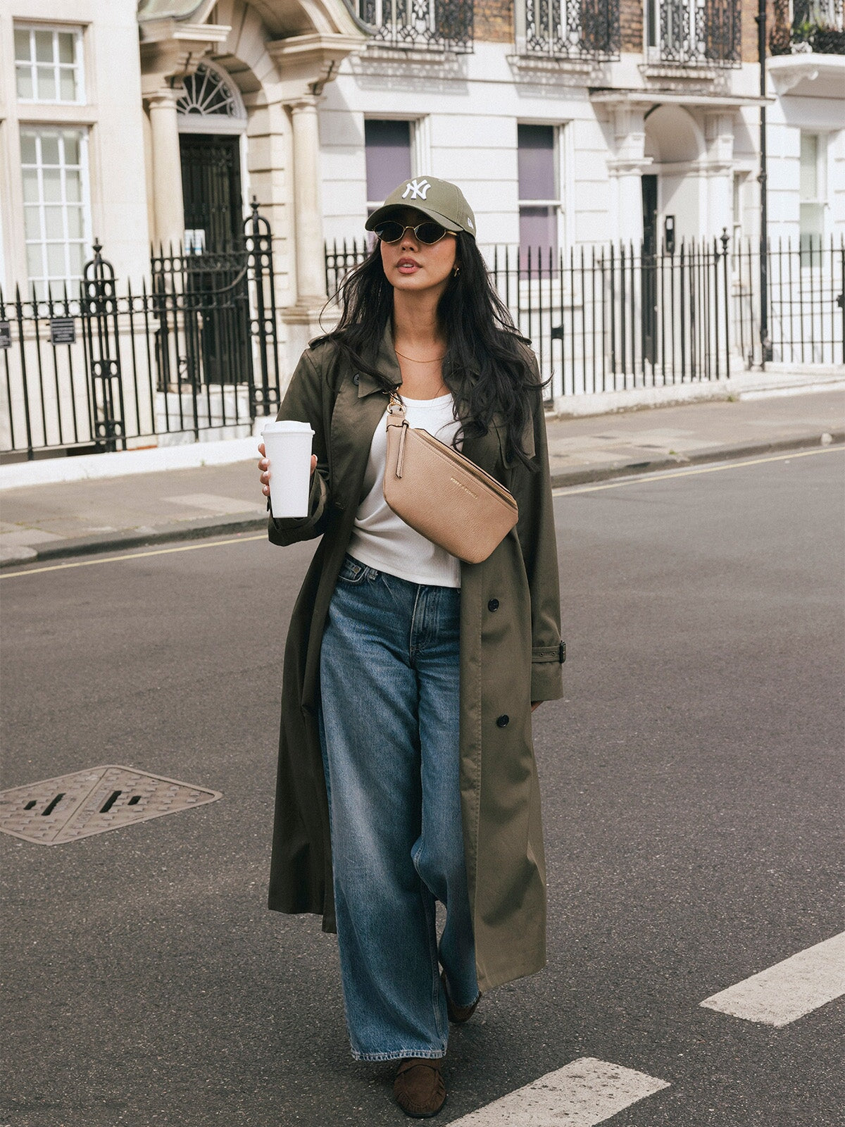 The Sidekick Taupe