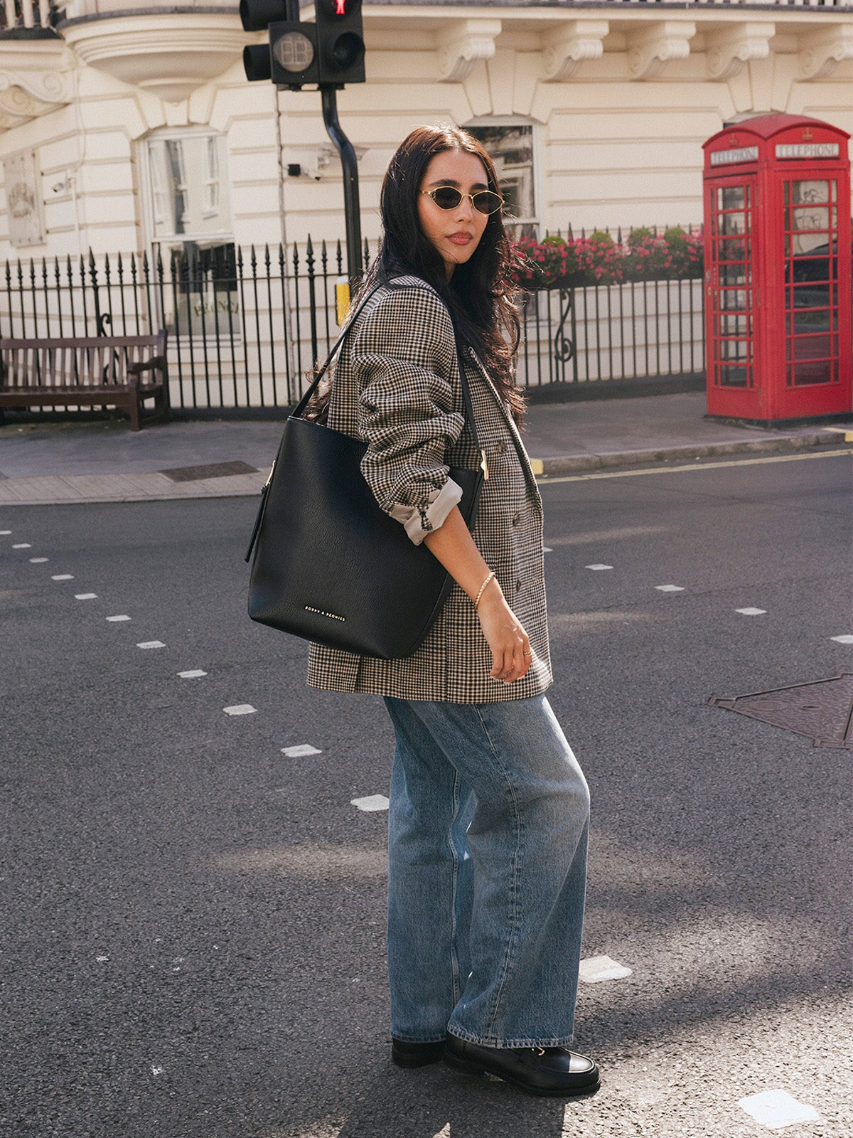 The Bucket Bag Black