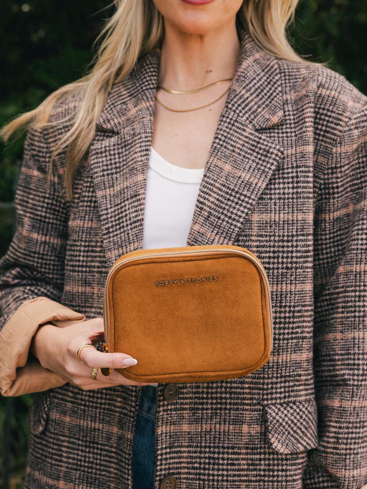 Pretty Connected Case Cognac Suede