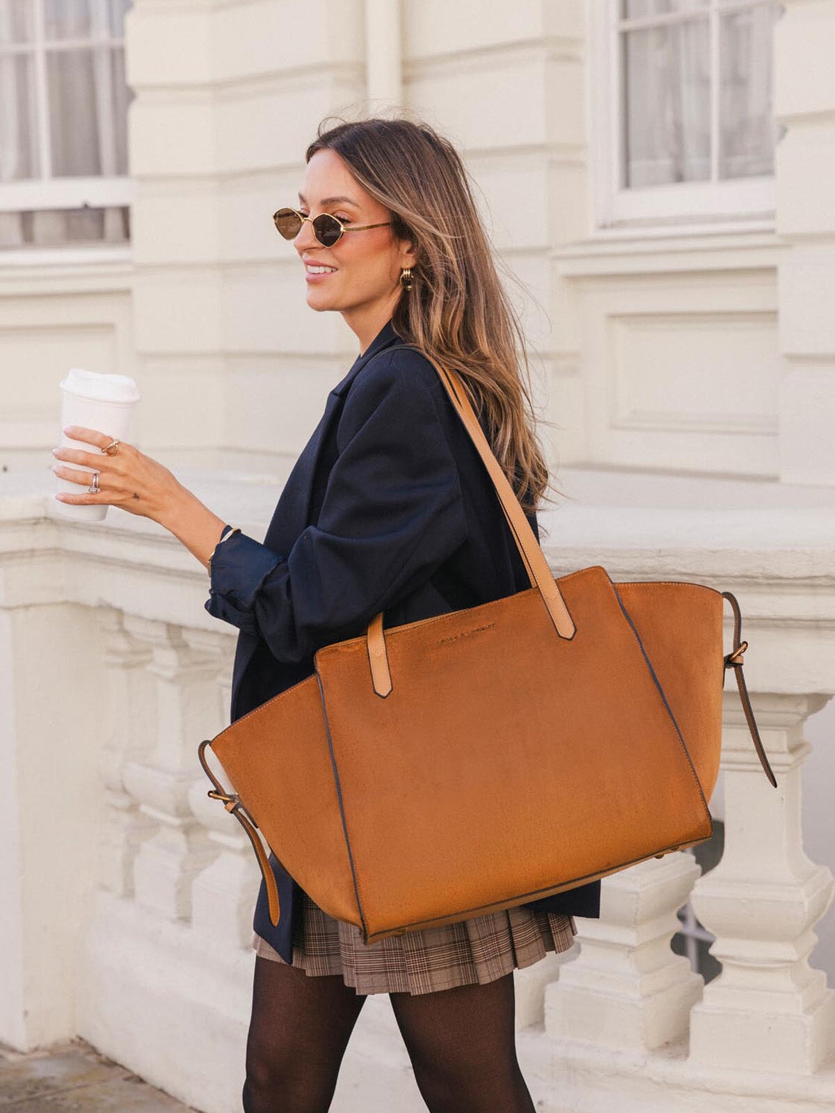 Avenue Tote Cognac Suede