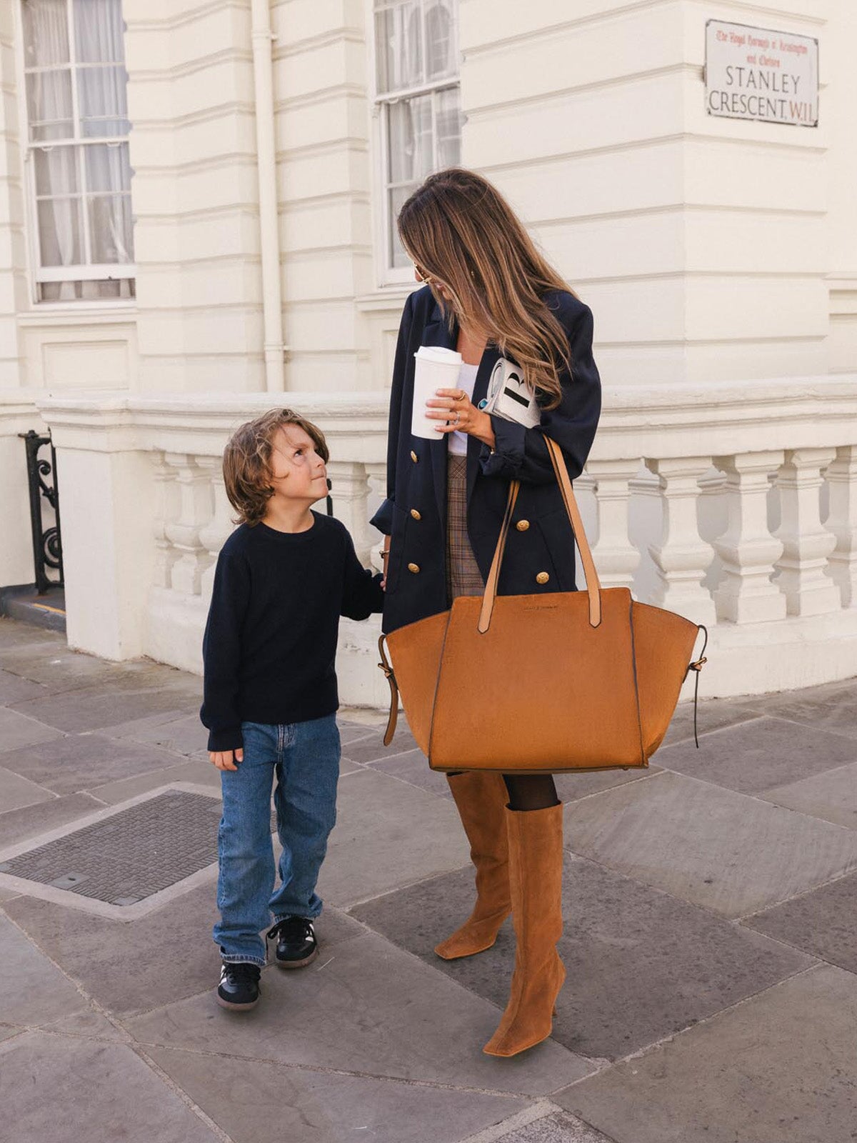 Avenue Tote Cognac Suede
