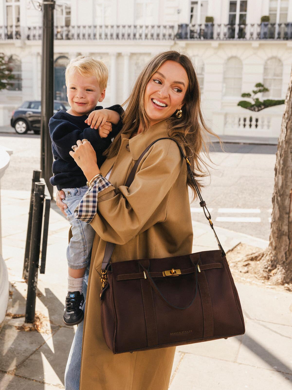 Effortless Tote Espresso Suede