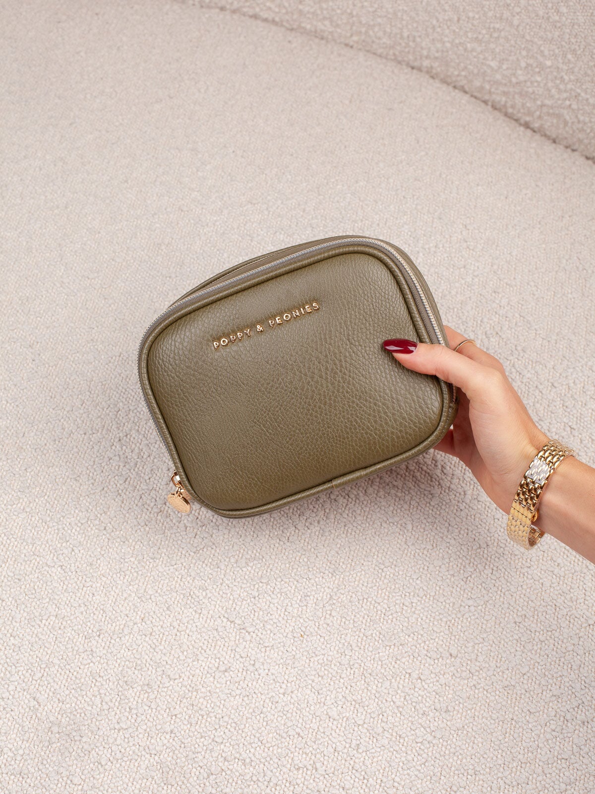 Pretty Connected Case Olive