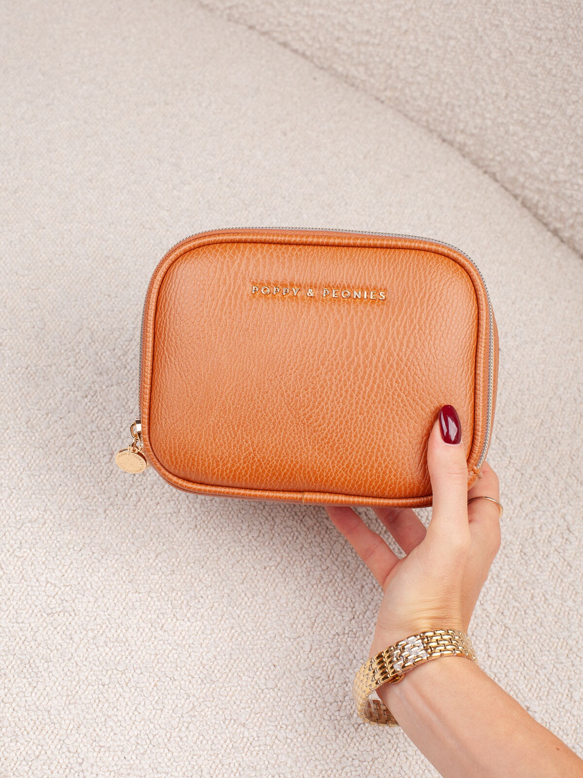 Pretty Connected Case Cognac