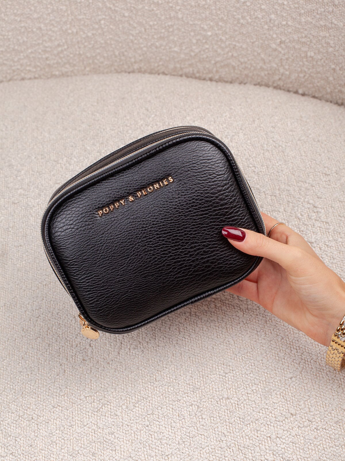 Pretty Connected Case Black