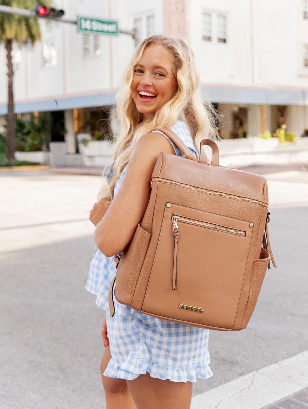 Commuter Backpack Mocha Mousse