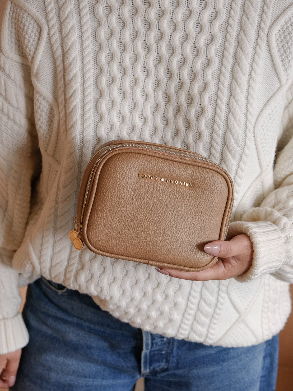 Pretty Connected Case Mocha Mousse